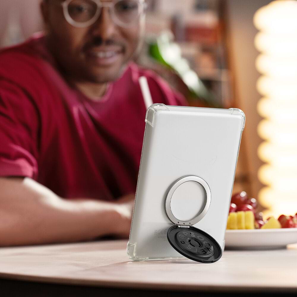 Black — MagSafe Kick-Out Grip & Stand - US 85217