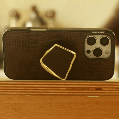 Cocoa Umber Petrified — iPhone 17 Pro MagSafe Case - US 97071