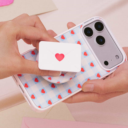Berry Sweet Gingham — iPhone 16 Plus MagSafe Case - US 59339